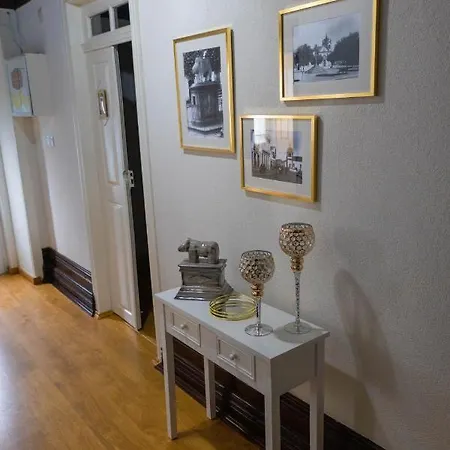 Casa Da Praca De Murça