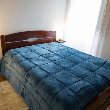 Casa Da Praca De Apartamento *